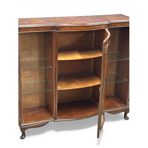 100 - A Georgian Style Figured Walnut Display Cabinet. Mid 20th Century. 130x36x122cm. (9)