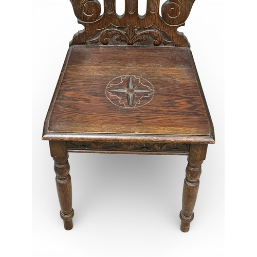 96 - A Victorian oak hall chair. C.1890. Late 19th Century.
