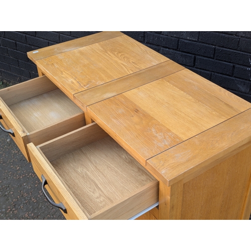 293 - Oak sideboard, 100x47x86cm