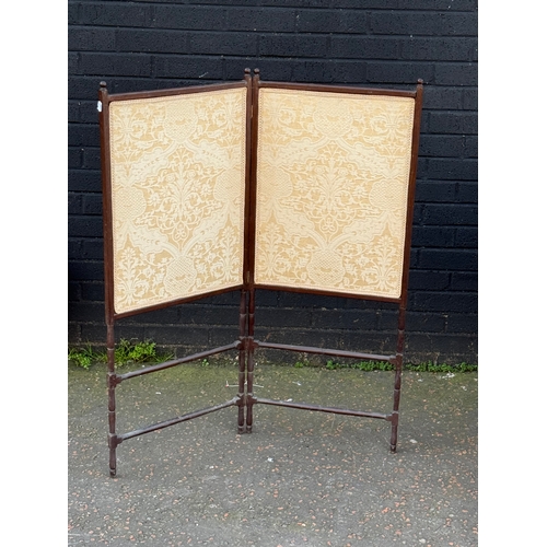 78 - An Edwardian mahogany framed two tier screen. 91x110cm.