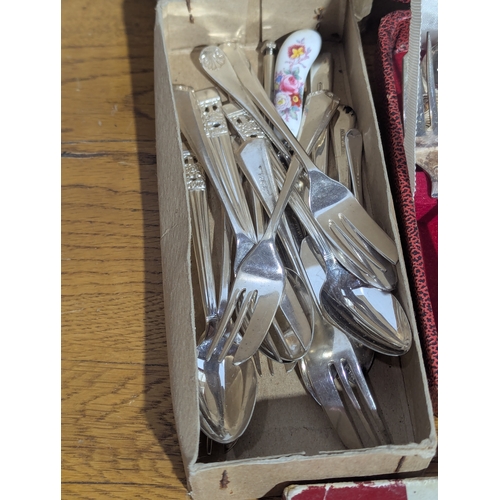 242 - Quantity of vintage cutlery sets