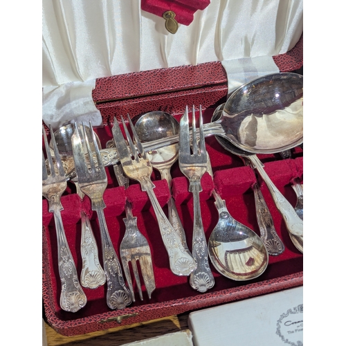 242 - Quantity of vintage cutlery sets