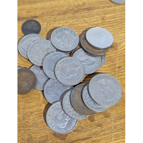 172 - Quantity of British and foreign coins