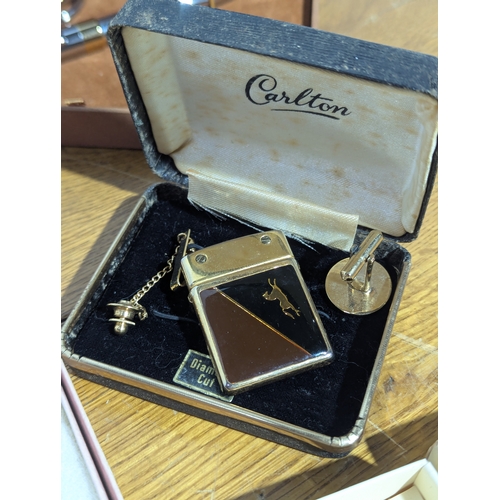 174 - Quantity of costume jewellery