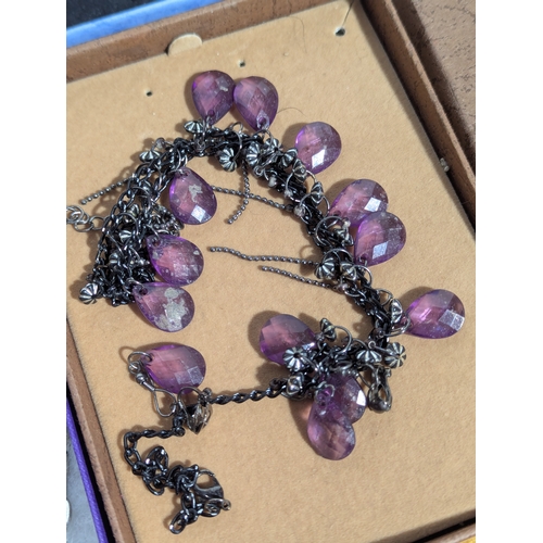 177 - Quantity of costume jewellery