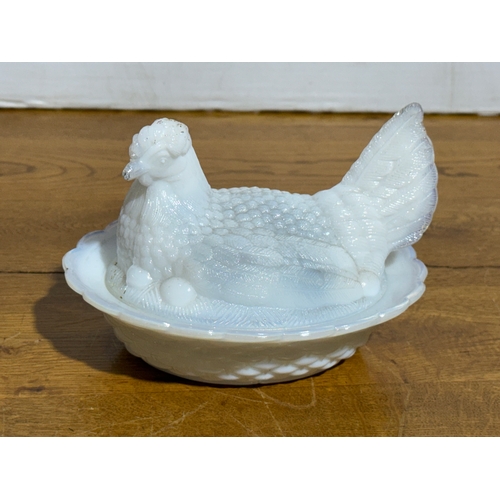 417 - An opaline glass hen on nest dish. Early 20th century. 15x18x12cm.