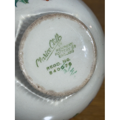 130 - A Clarice Cliff bowl for Newport Pottery. 11.5x6cm.