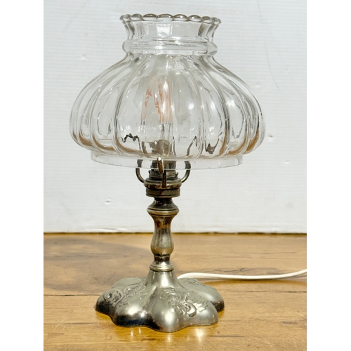 374 - A vintage Gladwin LTD plated table lamp. 28cm.