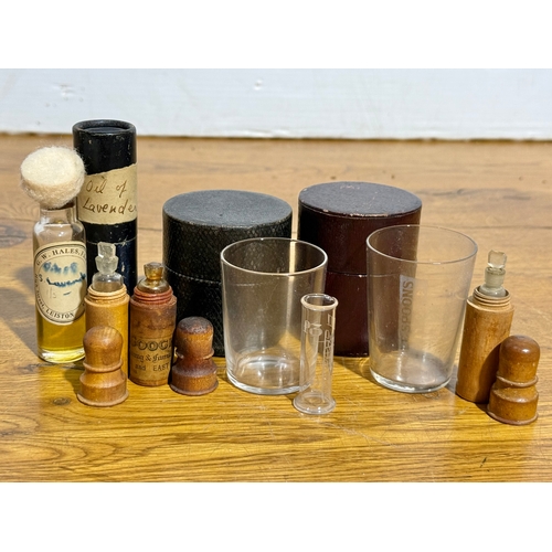 92 - Late Victorian/Edwardian apothecary bottles etc.