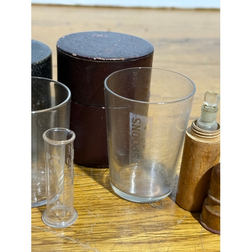 92 - Late Victorian/Edwardian apothecary bottles etc.