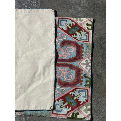 375 - A vintage tapestry wall hanging. 92.5x58.5cm.