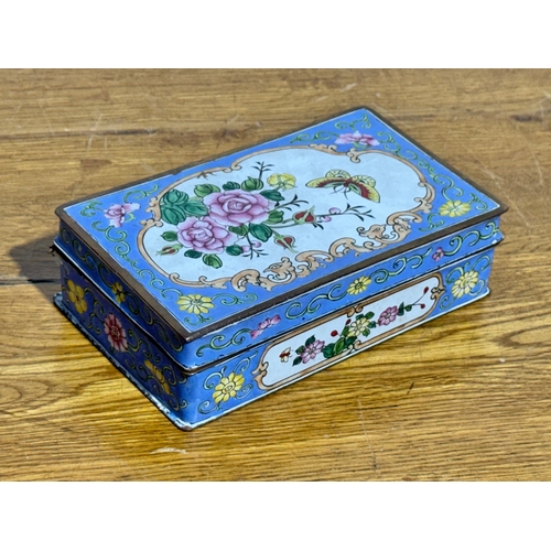 387 - A vintage Chinese enamelled table box. 16x9.5x4.5cm.