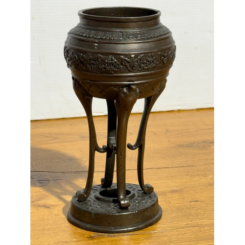 95 - A Japanese bronze koro. 19th century. 25.5cm.