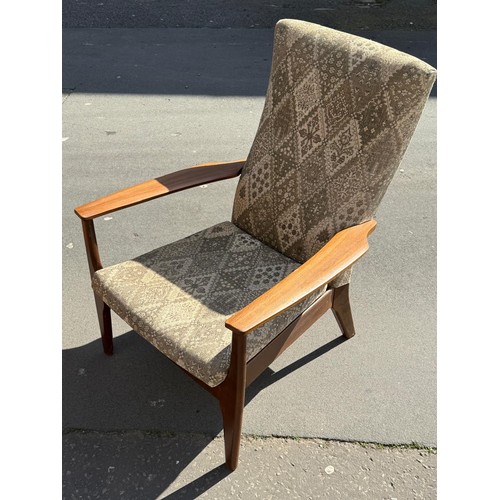 275 - A pair of vintage Parker Knoll armchairs. Model PK988