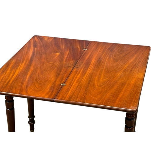 206 - A Victorian Mahogany Turnover Tea Table. C.1850-60, Mid 19th Century.