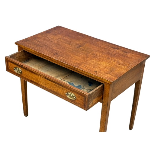 216 - A George III Oak Side Table. C.1780, Late 18th Century. 91.3x53.5x72cm.
