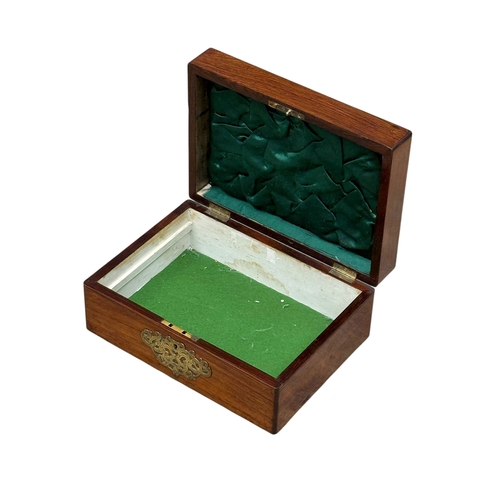 227 - A Victorian Rosewood and Brass Mounted Jewellery Box. 27x19.5x12cm.