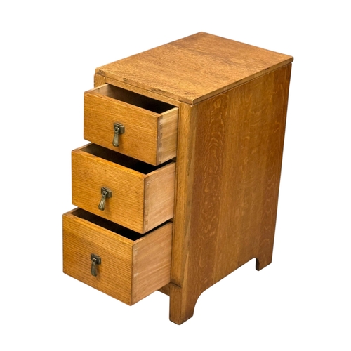 242 - A Pair of Art Deco Oak Pedestal Bedside Chests. C.1930. 32.5x46.5x66.5cm.