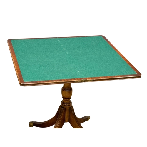 276 - A Georgian Style Mahogany turnover Table. 85x43x76.5cm.