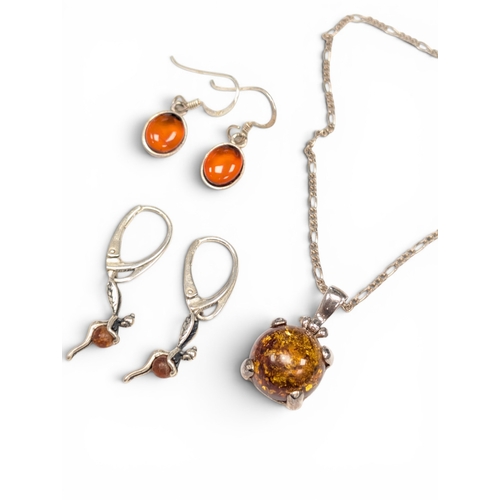 659 - Silver Necklace with 2 Pairs of Silver Earrings