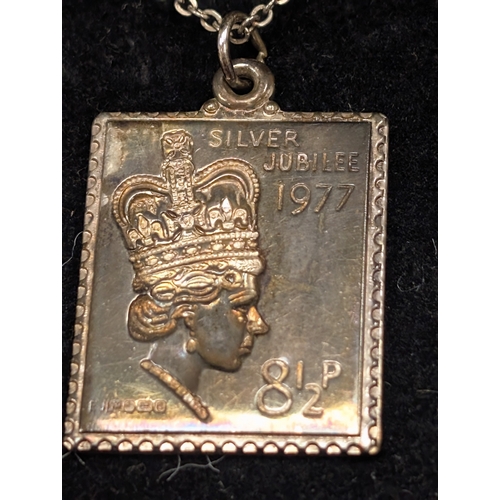 670 - Silver Jewellery