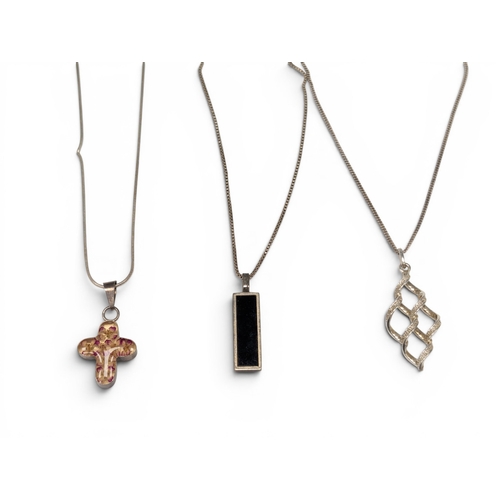 695 - 3 Silver Pendants & Chains