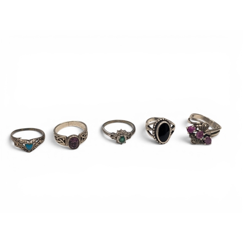 707 - 5 Silver Rings