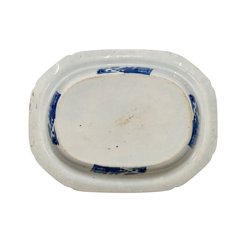197 - A Large Georgian Transfer Ware Meat Platter. C.1820, Early 19th Century. Probably Spode. 52.5x40x6.5... 
