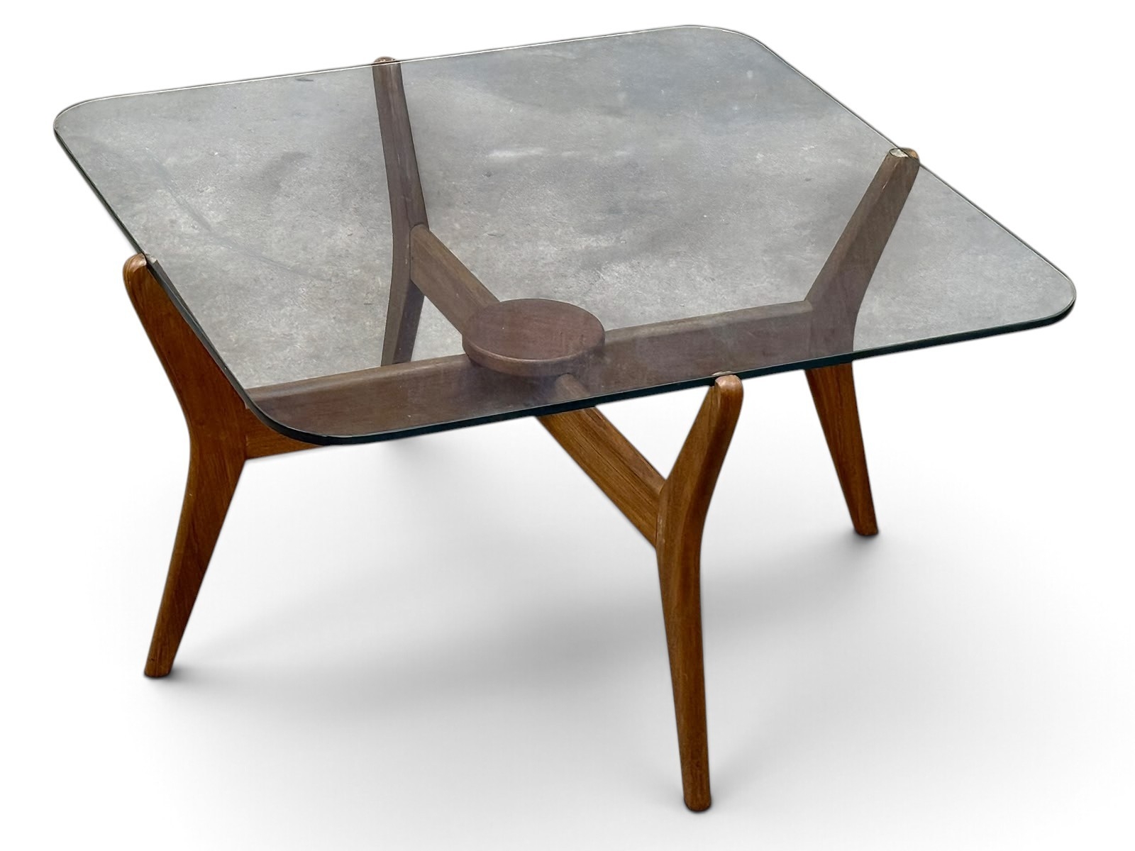 A Mid-Century Teak Coffee Table with Glass Top. 75 x 41cm. (5)
