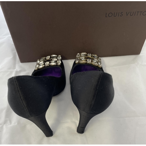 41 - Louis Vuitton Heels