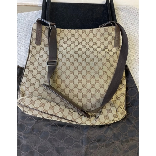 75 - Gucci Bag