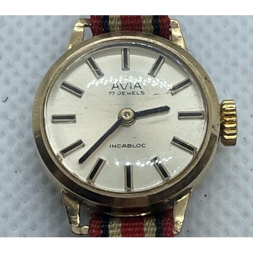 113 - Avia 9ct gold watch