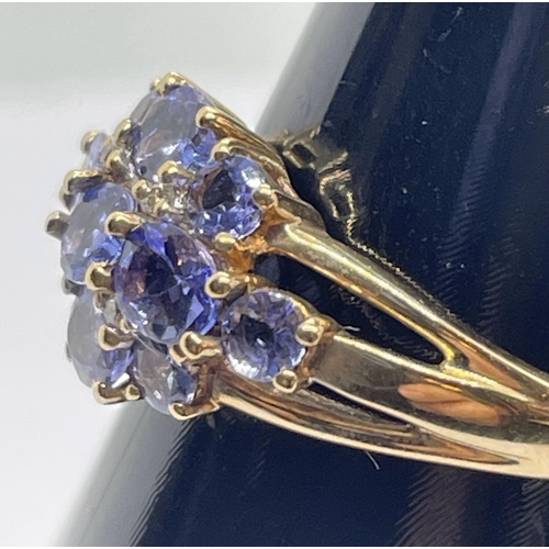 20 - 9ct tanzanite & diamond ring