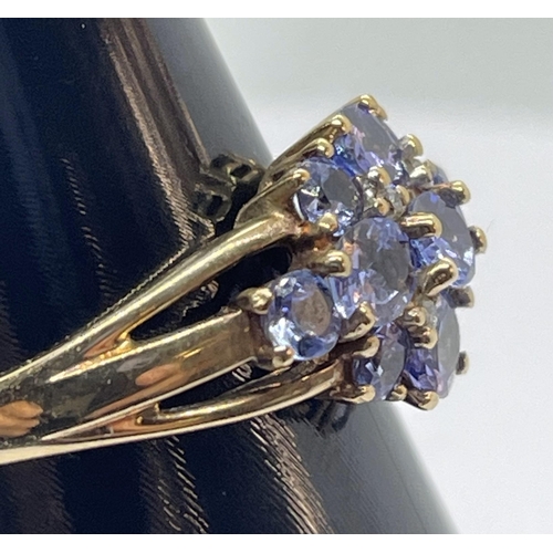 20 - 9ct tanzanite & diamond ring