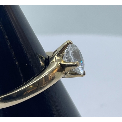 33 - 9ct cz solitaire ring