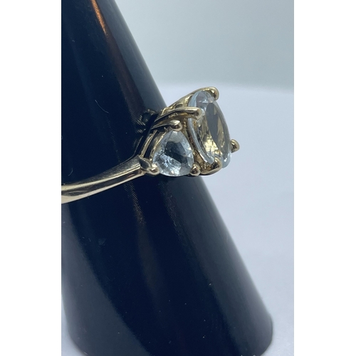 5 - 9ct aquamarine ring