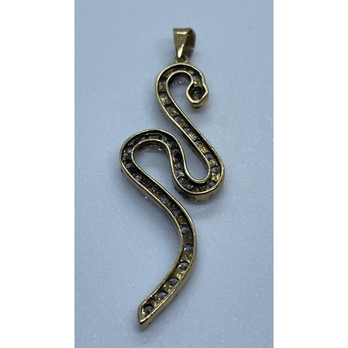 67 - 9ct cz snake pendant