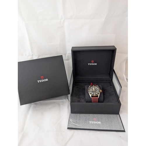 55 - Tudor Black Bay 41mm full set watch