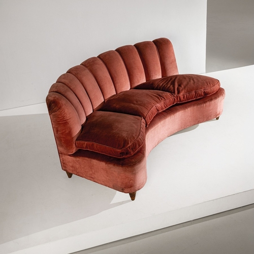 132 - OSVALDO BORSANIDivano. Legno tornito, tessuto imbottito. Produzione Arredamenti Borsani Varedo, anni... 