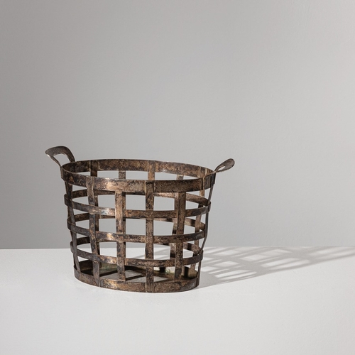 139 - GIO PONTICesto portafrutta. Metallo argentato. Produzione Krupp Milano anni '30. Marchio Krupp e 'Pr... 