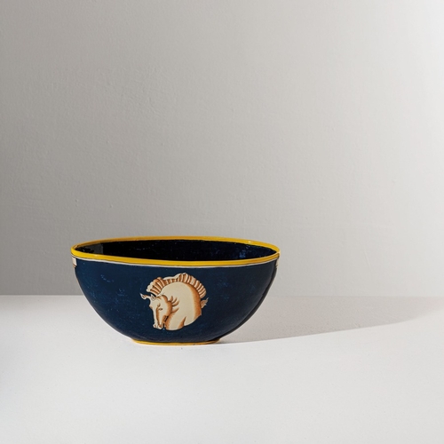 142 - GIO PONTICoppa Donatella della serie Le mie donne. Maiolica policroma. Esecuzione Richard Ginori, an... 