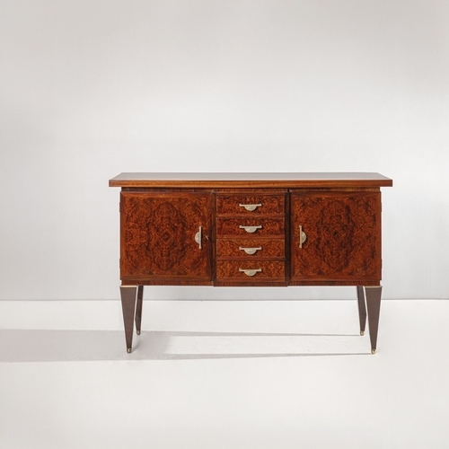 144 - GIO PONTI & EMILIO LANCIA (ATTRIB. A)Credenza. Legno di mogano, radica di tuja, ottone nichelato. It... 