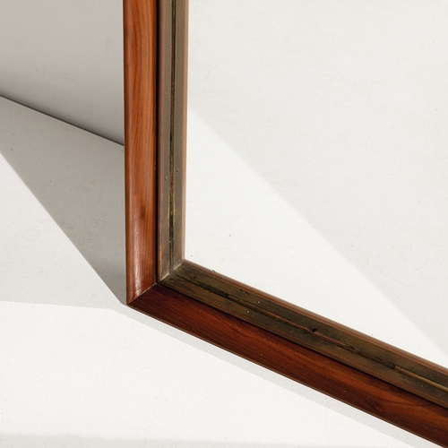 145 - GUGLIELMO ULRICHGrande specchio a figura intera. Legno, ottone, cristallo specchiato. Produzione L'A... 