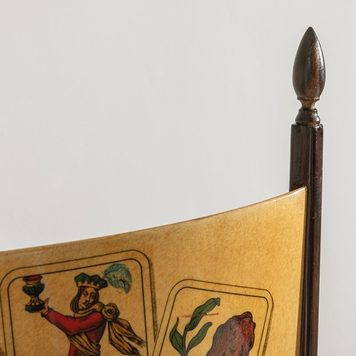 155 - ALDO TURAQuattro sedie e un tavolo. Legno rivestito in pergamena, tessuto imbottito. Produzione Tura... 