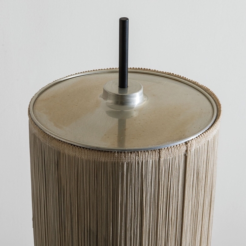 162 - GINO SARFATTILampada da terra mod. 1076/N. Metallo goffrato, alluminio lucidato, frangia sintetica. ... 