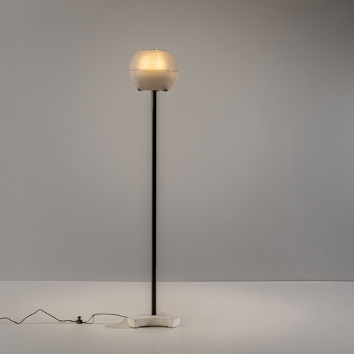 169 - IGNAZIO GARDELLALampada da terra mod. LTE 8. Marmo, metallo verniciato, ottone, vetro pressato. Prod... 