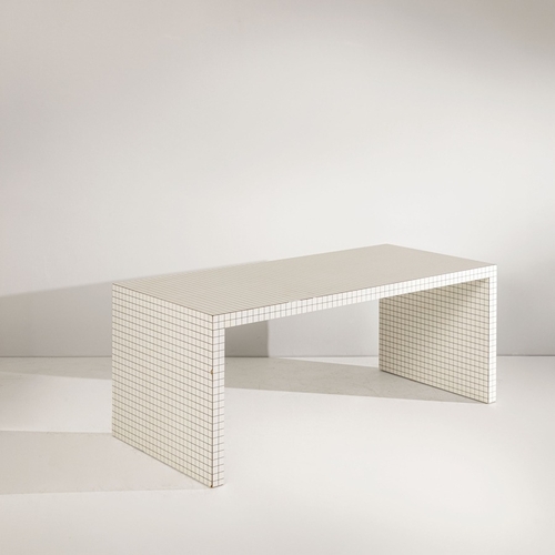 177 - SUPERSTUDIOTavolo ; consolle della serie Quaderna. Legno nobilitato integralmente rivestito in formi... 