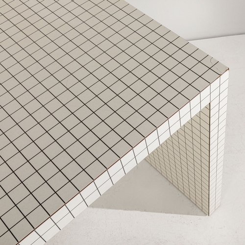 177 - SUPERSTUDIOTavolo ; consolle della serie Quaderna. Legno nobilitato integralmente rivestito in formi... 