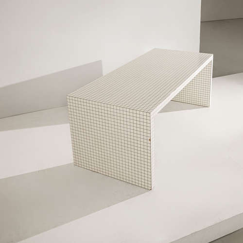 177 - SUPERSTUDIOTavolo ; consolle della serie Quaderna. Legno nobilitato integralmente rivestito in formi... 