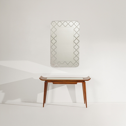 150 - FONTANA ARTEConsolle con specchiera. Legno, cristallo colorato, specchiato e parzialmente sabbiato. ... 